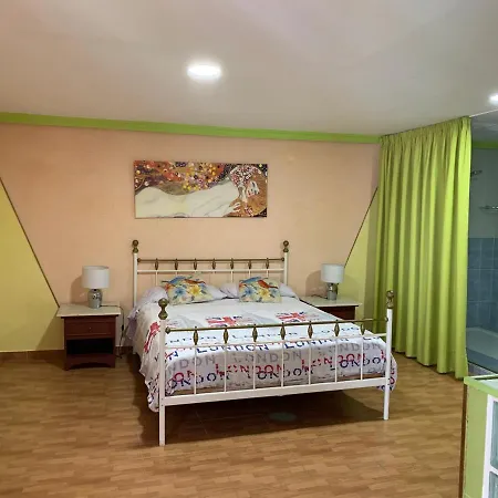 Delfines * אל מדאנו