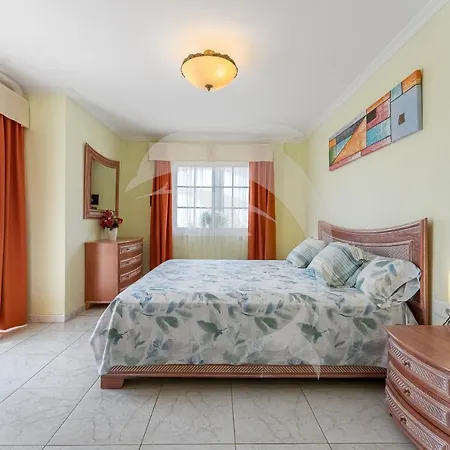 Delfines Appartement *