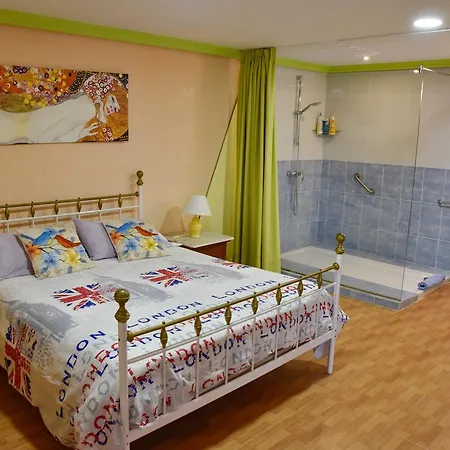 Delfines * אל מדאנו